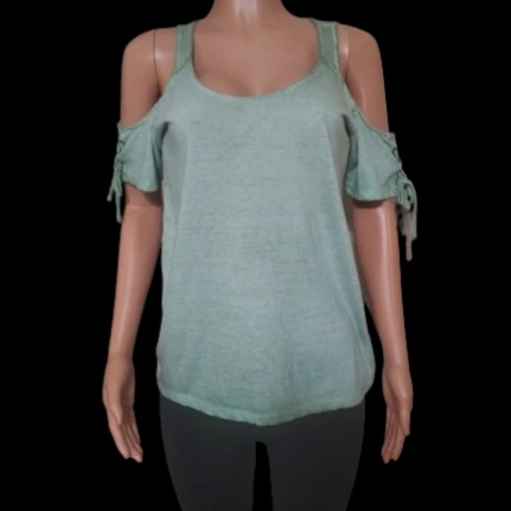 Women's Top